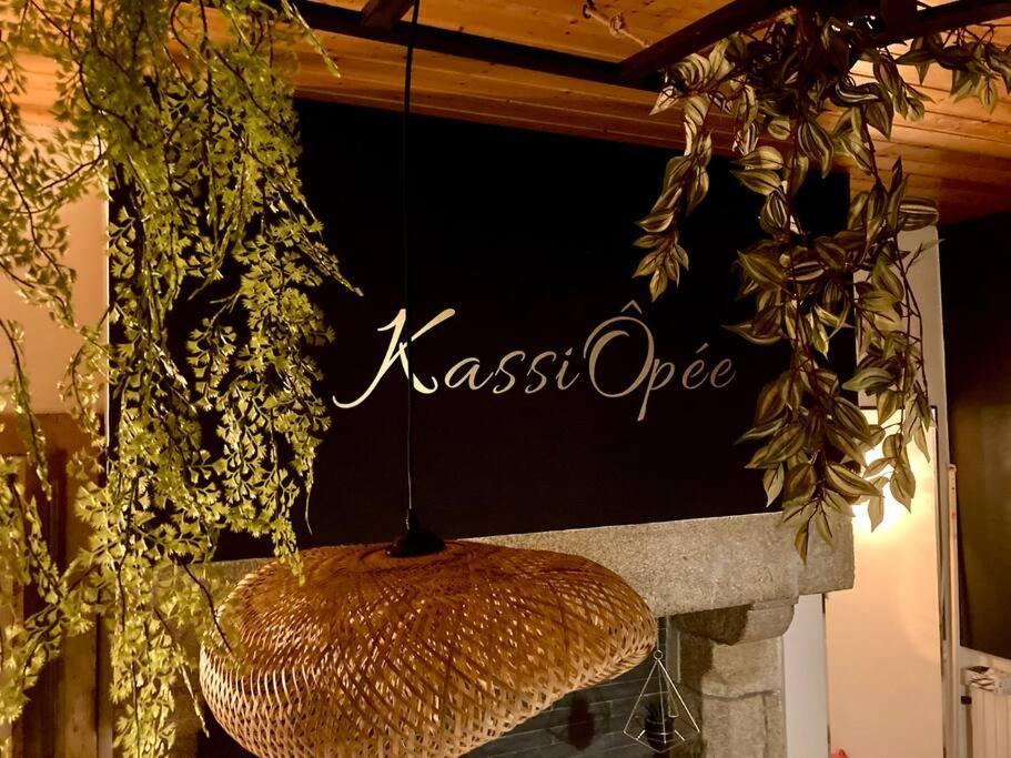 Suite Kassiopee, Romantisme, Balneo, Sauna Quimperle Bagian luar foto
